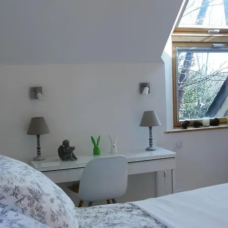 La Sous Les Pins 펜션 라트리니트쉬르메르
